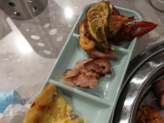 -汉金城海鲜烤肉自助百汇(威海威高广场店)