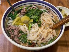 -云阿蛮云南生烫牛肉米线(奉贤路店)