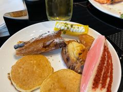 -圣丰索菲特·2 On 988 Café 自助餐厅