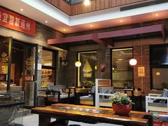大堂-苹果树下艺术餐厅(宋庄店)