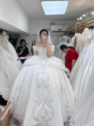 -NaNa婚纱礼服馆