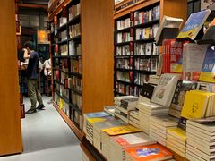 -西西弗书店(城西银泰城店)