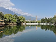 -三塔倒影公园