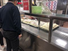 面包甜点陈列柜-袁大头包子(光华路店)
