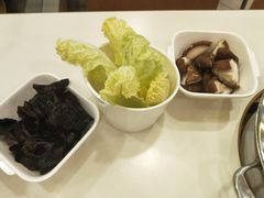 -一席地·本地鸡窝·杭帮鸡火锅(萧山银隆百货店)