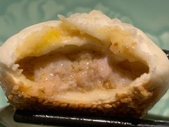 蟹粉生煎-成隆行·蟹王府(九江路店)