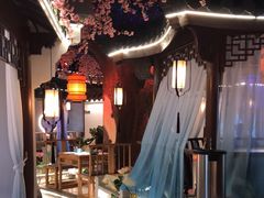 -荷塘秋月·本帮江浙菜(国权路店)