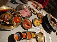 -草家酱蟹炭火烤肉店(珲春南路一店)