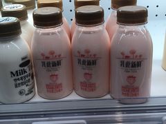 牛奶-盒马X会员店(王府井奥莱UP TOWN店)