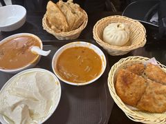 -方中山胡辣汤(顺河路店)