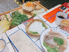 -喜悦小串丹东小黄牛海鲜烧烤大排档(民主广场店)