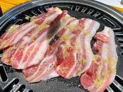 -唯成•韩国炭火烤肉 유성고기