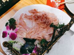 -老牌坊云南鱼豆花火锅(哈西万达店)