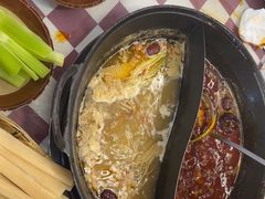 -赵美丽·重庆社区火锅·直营店(火车东站·中豪国际店)