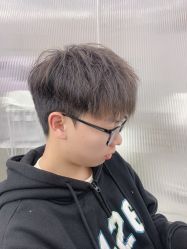 -尤司男士国潮理发馆
