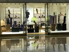 -STUART WEITZMAN(静安嘉里中心店)