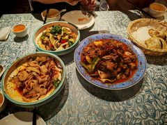 -巴扎美食·新疆菜·西域歌舞表演餐厅(新疆大厦店)