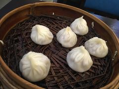 灌汤小笼-大龙汤包