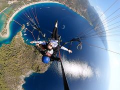 -费特希耶滑翔伞