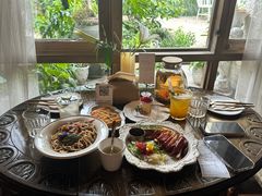 -Jo's Garden