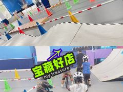 -八爪矩阵极限运动馆·儿童平衡车·感统训练(南海子公园校区)