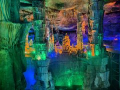 -泰安地下龙宫景区