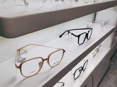 -亿嘉视线眼镜·蔡司战略门店(人大NO660店)