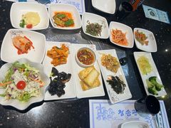 -青松馆韩国料理(香港中路佳世客店)