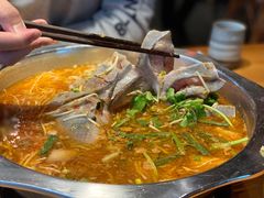 -野山舂·贵州现舂酸汤火锅(鸿通城店)