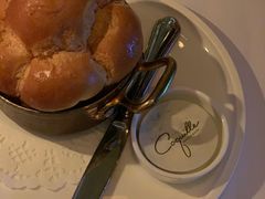 餐前面包黄油-壳里西餐厅Coquille Seafood Bistro(蒙自路店)