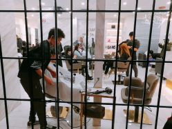 点击看大图 -3AM HAIR SALON染发烫发接发