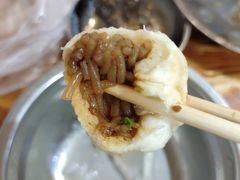 粉丝包-红帽叔叔包子