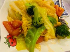 葡汁炒什菜-番茄屋葡式美食(总店)