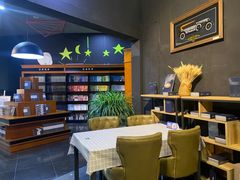 大堂-汽车博物馆主题餐厅
