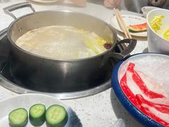 -三人行骨头王火锅(长寿店)