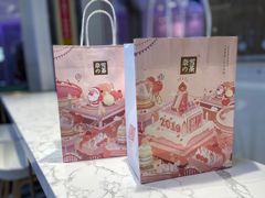 -奈雪的茶(亨特国际广场店)