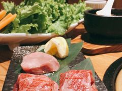 -炼火烤肉店