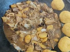 -粘豆包柴火铁锅炖