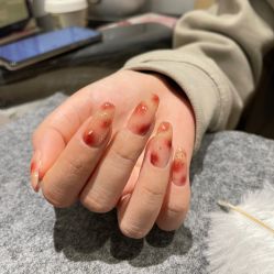 -天生爱美甲