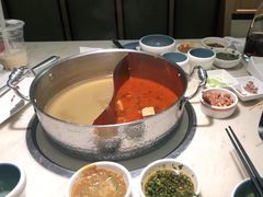 -左庭右院鲜牛肉火锅(浦江欢乐颂店)