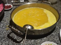 黄金花胶鸡汤锅底-辉哥火锅(虹桥路店)