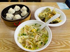 -珊珊小笼馆(仙霞路店)