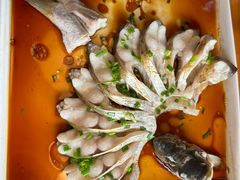 清蒸武昌鱼-莲餐厅·湖北菜·藕汤是头牌(愚园路店)