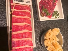 -三出山火锅(南京万象天地店)