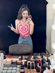 -红馆妆造(中央大街店)