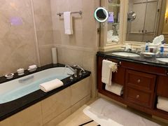 -广州富力丽思卡尔顿酒店