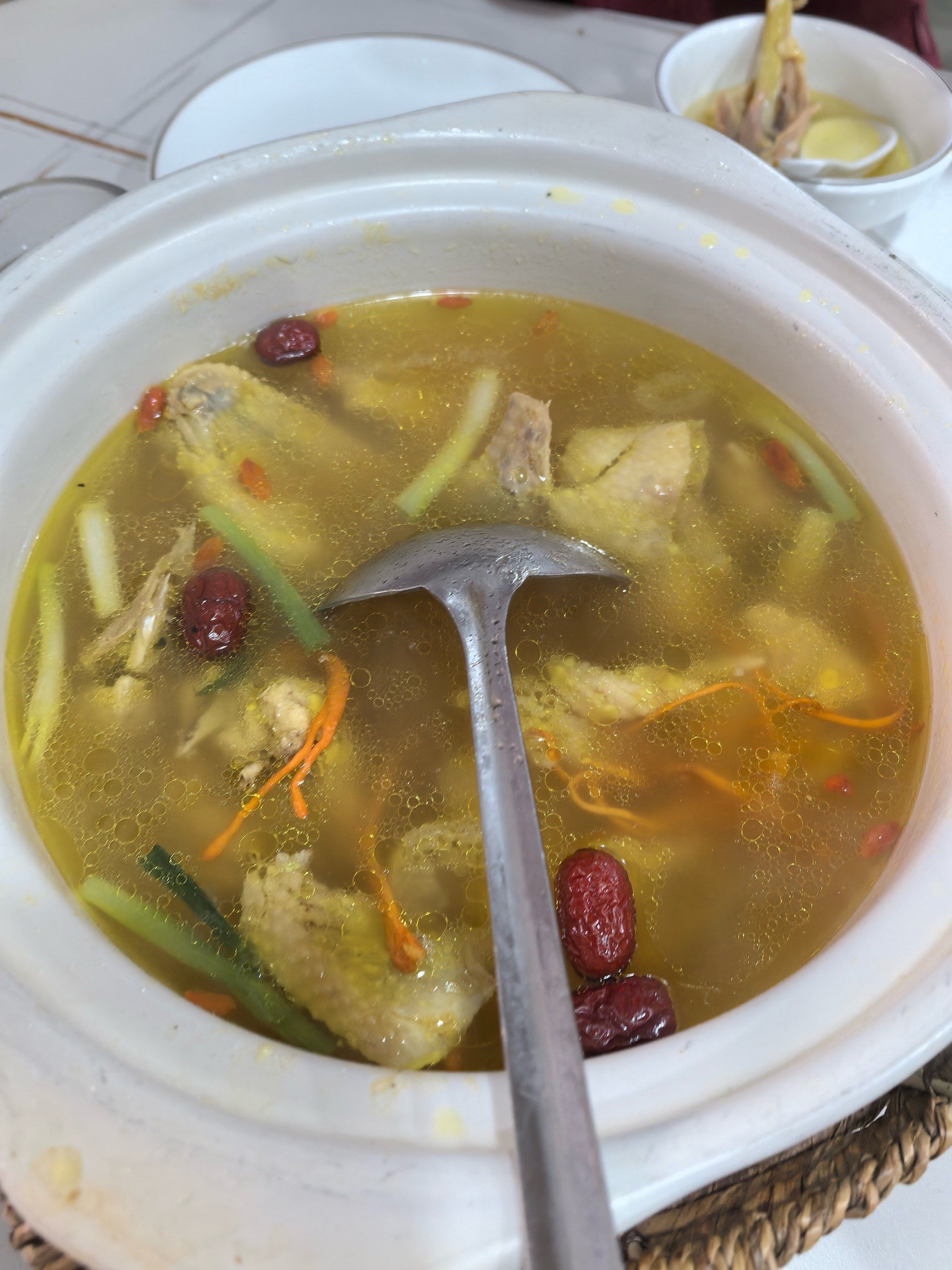 口味很好,环境不错,生意也很好,服务也好