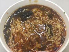 辣肉素交咸菜面-小桃园餐厅