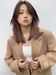 -洛施奇烫发染发沙龙