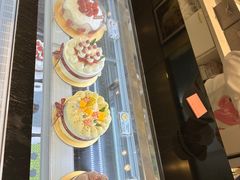 -花花卷卷·鲜食蛋糕(静安久光百货店)